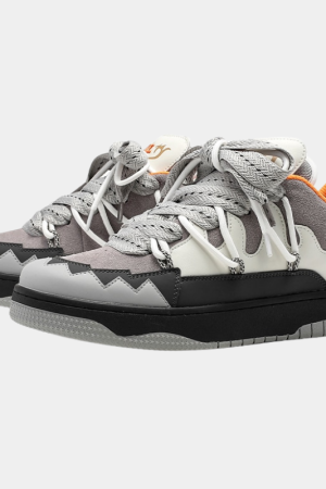 Style Core Aesthetics, New Style Trends - 'Strap' Shoes