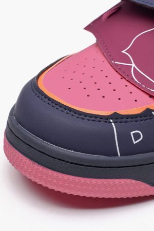 Style Core Aesthetics, New Style Trends - 'Strap' Shoes