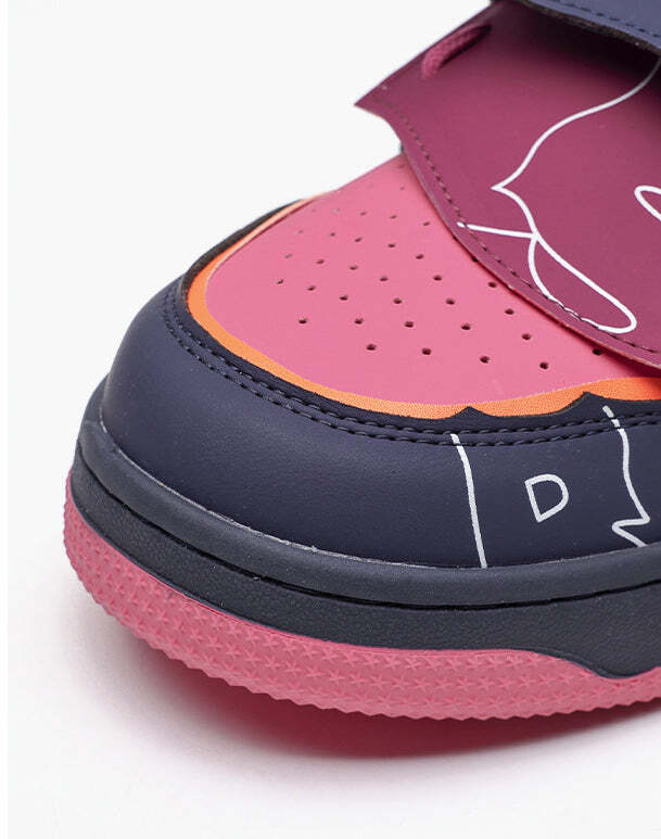 Style Core Aesthetics, New Style Trends - 'Strap' Shoes Style Core Aesthetics, New Style Trends - 'Strap' Shoes