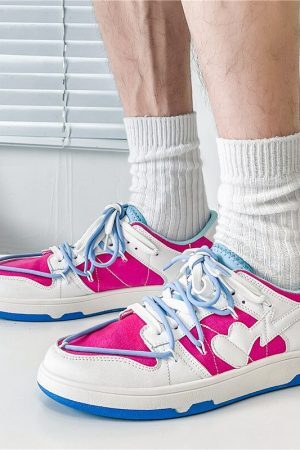 Style Core Aesthetics, New Style Trends - 'Strapped' Shoes