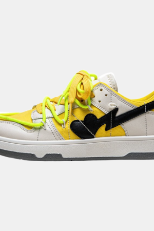 Style Core Aesthetics, New Style Trends - 'Strapped' Shoes