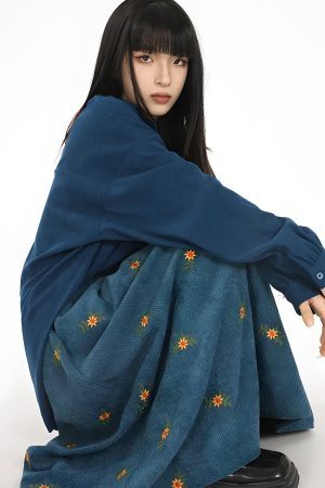 Style Core Aesthetics, New Style Trends - Sunflower Embroidered Corduroy Maxi Skirt