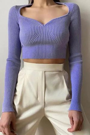 Style Core Aesthetics, New Style Trends - Sweetheart Neckline Corduroy Crop Top