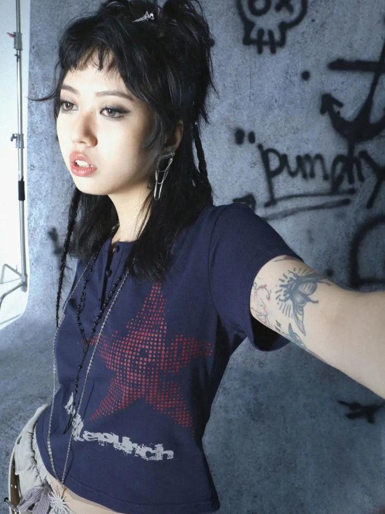 Style Core Aesthetics, New Style Trends - T-shirt Court Boutonné Y2K Grunge Étoile Style Core Aesthetics, New Style Trends - T-shirt Court Boutonné Y2K Grunge Étoile
