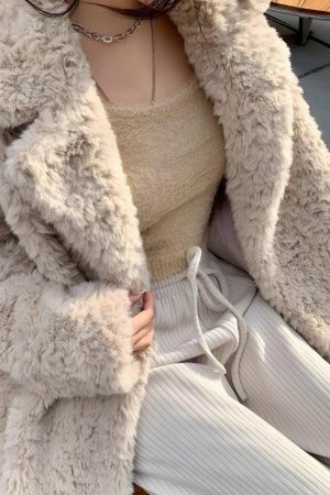 Style Core Aesthetics, New Style Trends - Teddy Coat