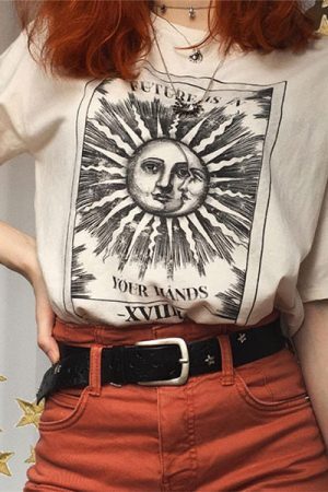 Style Core Aesthetics, New Style Trends - The Future Is in Our Hands Tee