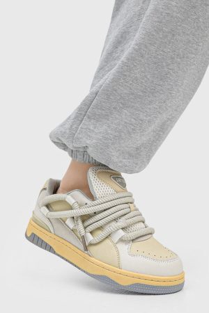 Style Core Aesthetics, New Style Trends - 'Thick' Shoes