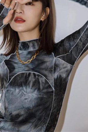 Style Core Aesthetics, New Style Trends - Tie Dye High Neck Top