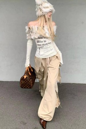 Style Core Aesthetics, New Style Trends - Top Épaules Dénudées Y2K Grunge à Col en Fausse Fourrure