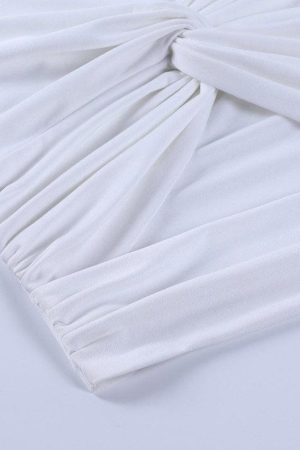 Style Core Aesthetics, New Style Trends - Twisted Cutout Crop Tank Top