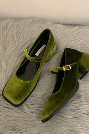 Style Core Aesthetics, New Style Trends - Velvet Mary Janes
