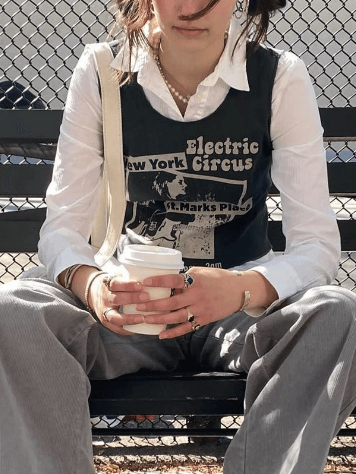 Style Core Aesthetics, New Style Trends - Vintage 90s Cropped Tank Top Style Core Aesthetics, New Style Trends - Vintage 90s Cropped Tank Top