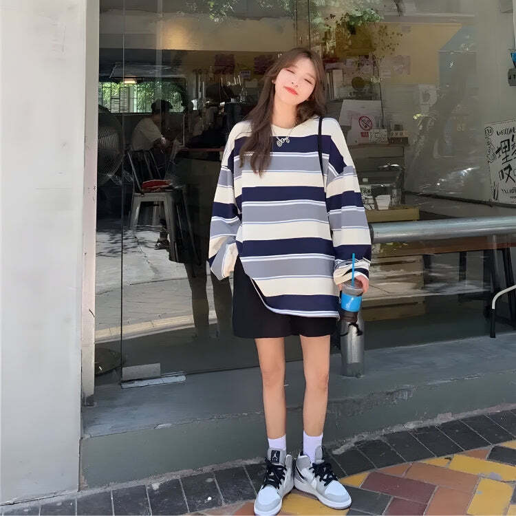 Style Core Aesthetics, New Style Trends - Vintage Casual Striped Sweatshirt Style Core Aesthetics, New Style Trends - Vintage Casual Striped Sweatshirt