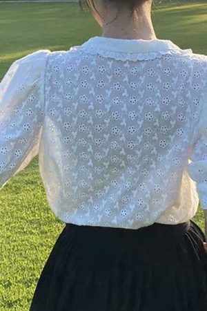 Style Core Aesthetics, New Style Trends - Vintage Collar Lace Shirt