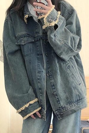 Style Core Aesthetics, New Style Trends - Vintage Denim Raw Edge Embellished Jacket
