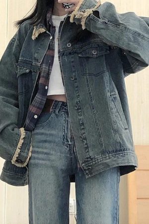 Style Core Aesthetics, New Style Trends - Vintage Denim Raw Edge Embellished Jacket