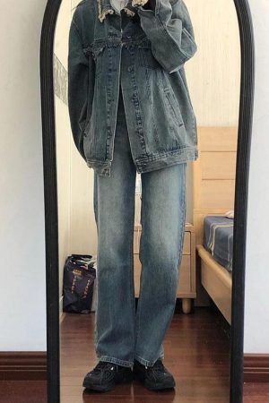 Style Core Aesthetics, New Style Trends - Vintage Denim Raw Edge Embellished Jacket