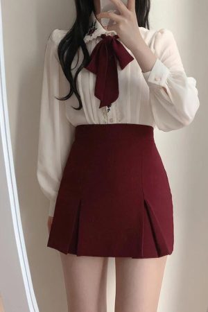 Style Core Aesthetics, New Style Trends - Vintage Rose Embroidered Shirt