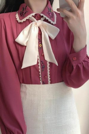 Style Core Aesthetics, New Style Trends - Vintage Rose Embroidered Shirt