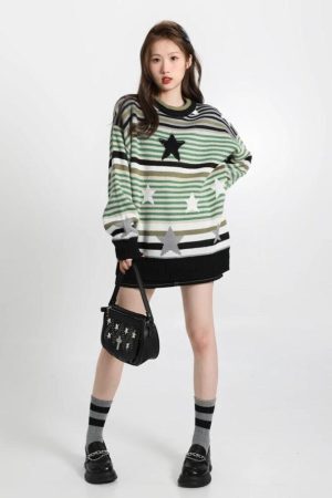 Style Core Aesthetics, New Style Trends - Vintage Star Printed Knit Sweater