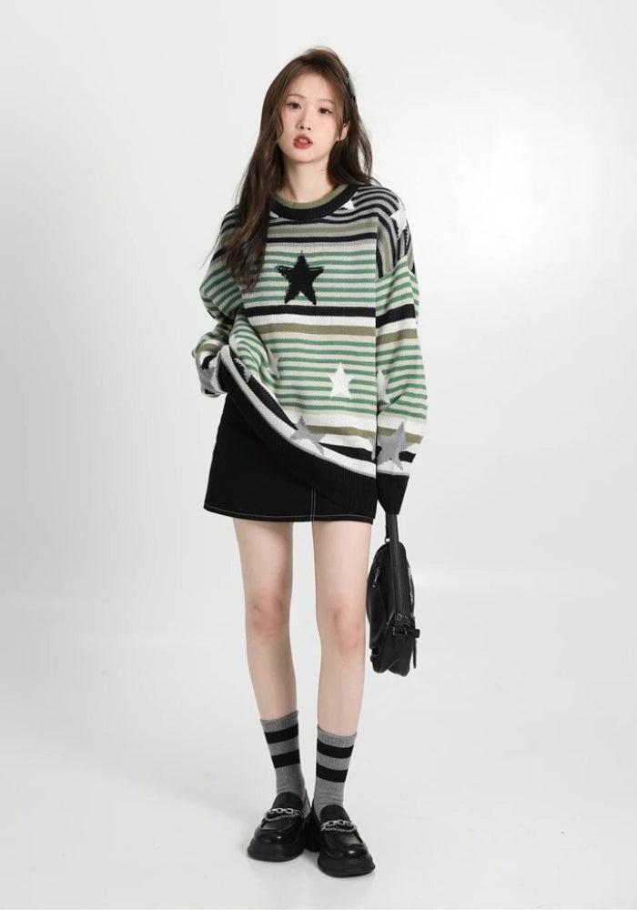 Style Core Aesthetics, New Style Trends - Vintage Star Printed Knit Sweater Style Core Aesthetics, New Style Trends - Vintage Star Printed Knit Sweater