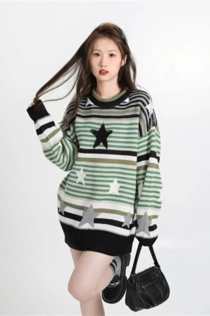 Style Core Aesthetics, New Style Trends - Vintage Star Printed Knit Sweater