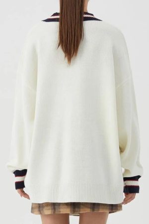 Style Core Aesthetics, New Style Trends - Vintage Teddy Embroidered Knitted Sweater
