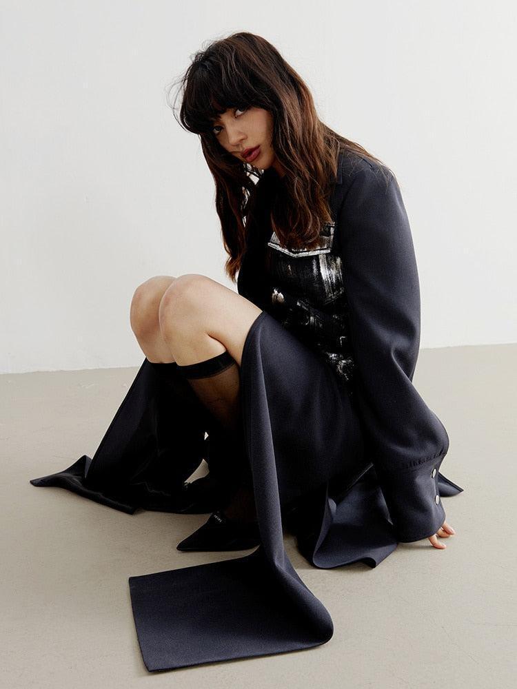 Style Core Aesthetics, New Style Trends - White Distressed Long Blazer Style Core Aesthetics, New Style Trends - White Distressed Long Blazer