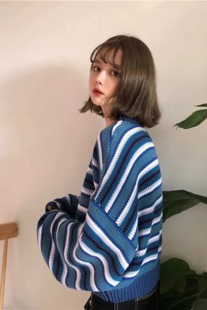 Style Core Aesthetics, New Style Trends - Wide Sleeved Striped Knitted Sweater