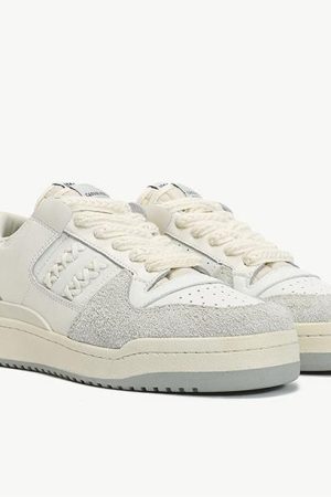 Style Core Aesthetics, New Style Trends - 'Xs' Shoes