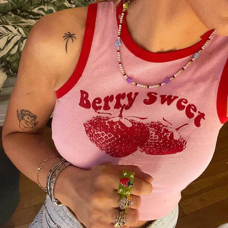 Style Core Aesthetics, New Style Trends - Y2K Berry Sweet Crop Top Style Core Aesthetics, New Style Trends - Y2K Berry Sweet Crop Top