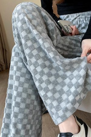 Style Core Aesthetics, New Style Trends - Y2K Checkered Sweatpants