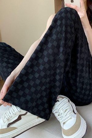 Style Core Aesthetics, New Style Trends - Y2K Checkered Sweatpants