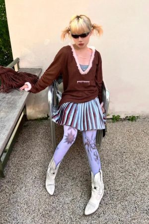 Style Core Aesthetics, New Style Trends - Y2K Deep Neck Sweater