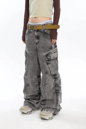 Style Core Aesthetics, New Style Trends - Y2K Distressed Big Pockets Cargo Jeans