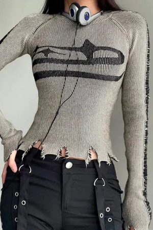 Style Core Aesthetics, New Style Trends - Y2K Grunge Long Sleeve Distressed Top