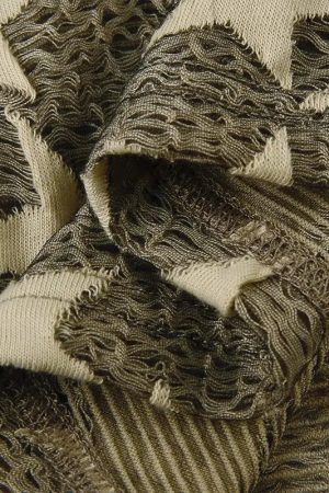 Style Core Aesthetics, New Style Trends - Y2K Star Embroidered Crop Top