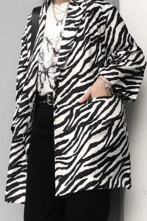 Style Core Aesthetics, New Style Trends - Zebra Print Long Blazer