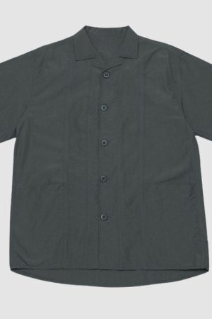 Style Core Aesthetics, New Style Trends Basic Solid Color Shirts