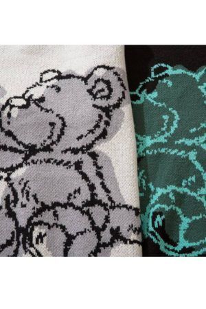 Style Core Aesthetics, New Style Trends Bear Pattern Raw Hem Turtleneck Sweater