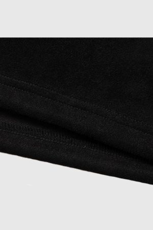 Style Core Aesthetics, New Style Trends Blindfold Pattern Printed Suede Tee