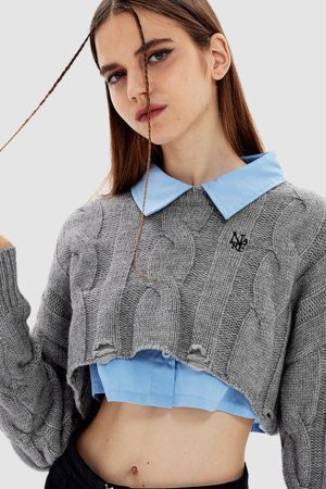 Style Core Aesthetics, New Style Trends Cable-Knit Ripped Cropped Sweater