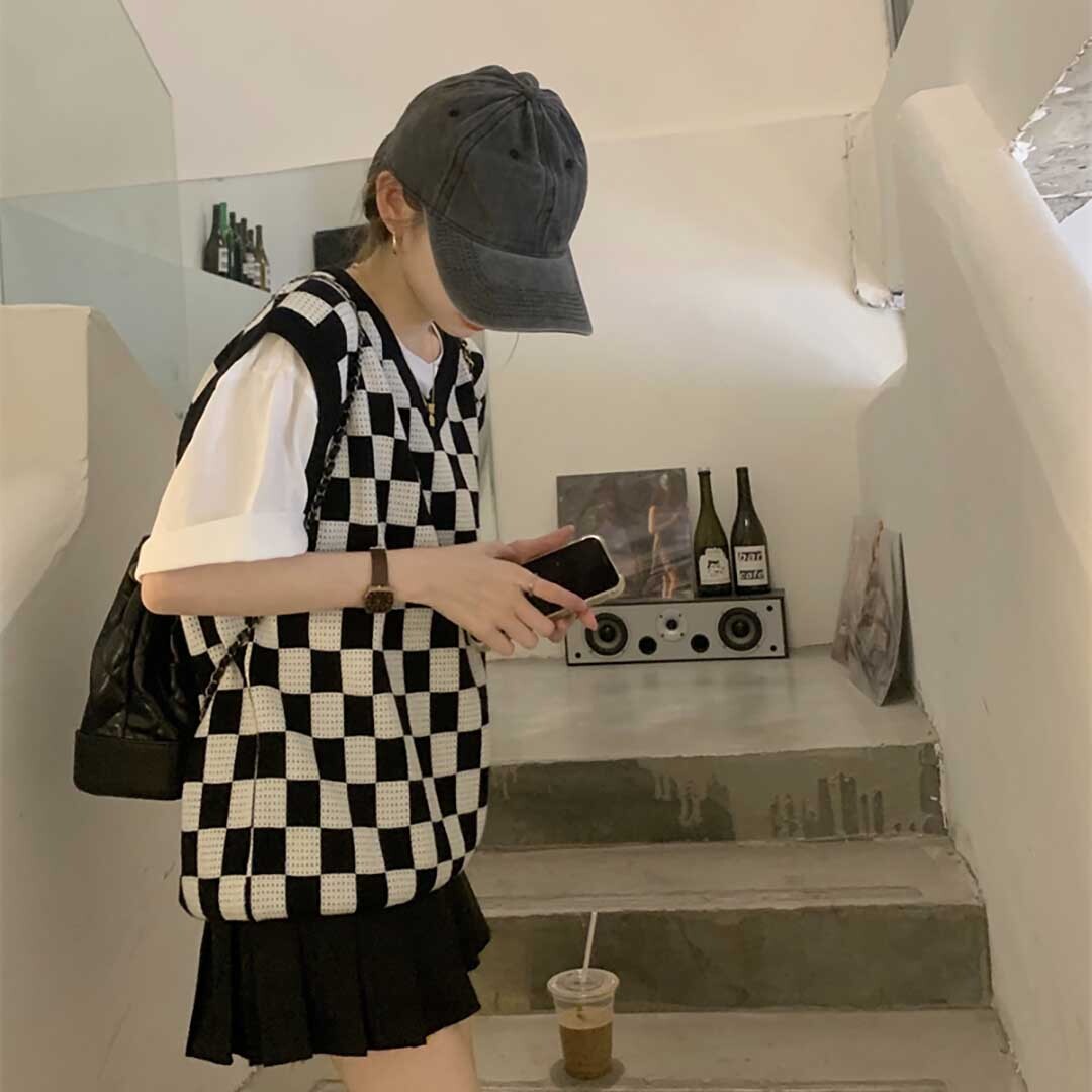 Style Core Aesthetics, New Style Trends Checkerboard Vest Sweater Style Core Aesthetics, New Style Trends Checkerboard Vest Sweater