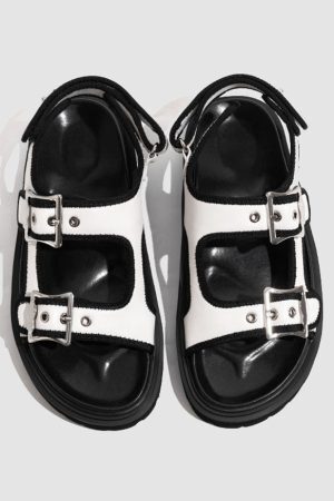 Style Core Aesthetics, New Style Trends Chunky Sole Buckle Two Strap Sandals