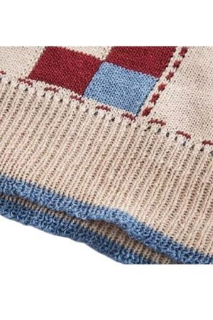 Style Core Aesthetics, New Style Trends Color-Block Heart Embroidered Knit Sweater