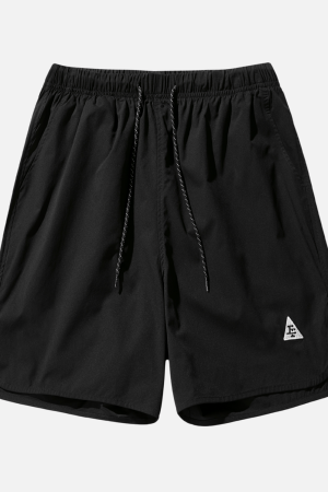Style Core Aesthetics, New Style Trends Curved Hem Pocket Shorts
