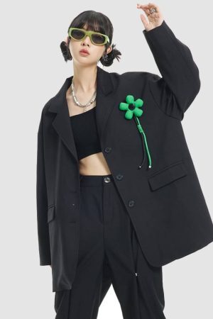 Style Core Aesthetics, New Style Trends Detachable Flower Decor Blazer
