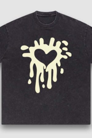 Style Core Aesthetics, New Style Trends Distressed Heart Print Tee