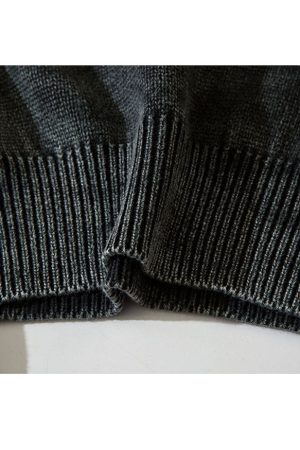 Style Core Aesthetics, New Style Trends Distressed Star Print Cropped Sweater