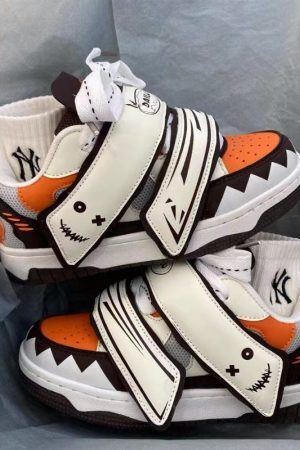 Style Core Aesthetics, New Style Trends Ghost Face Thick Sole Sneakers